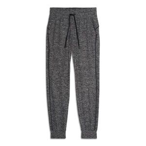 Lululemon like new Heather gray joggers - size 4
